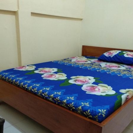 Kelapa Gading Homestay Syariah Redpartner Banyuwangi  Esterno foto