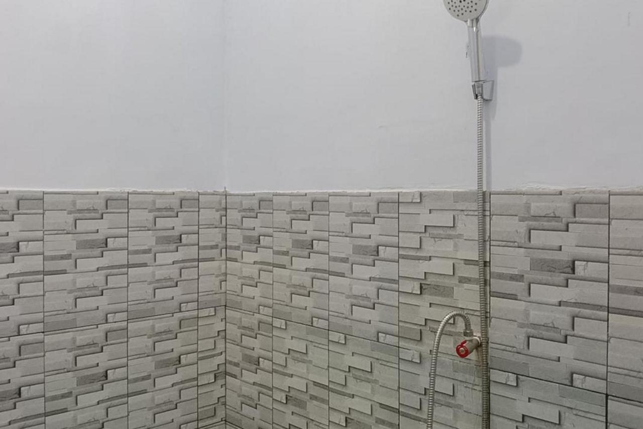 Kelapa Gading Homestay Syariah Redpartner Banyuwangi  Esterno foto