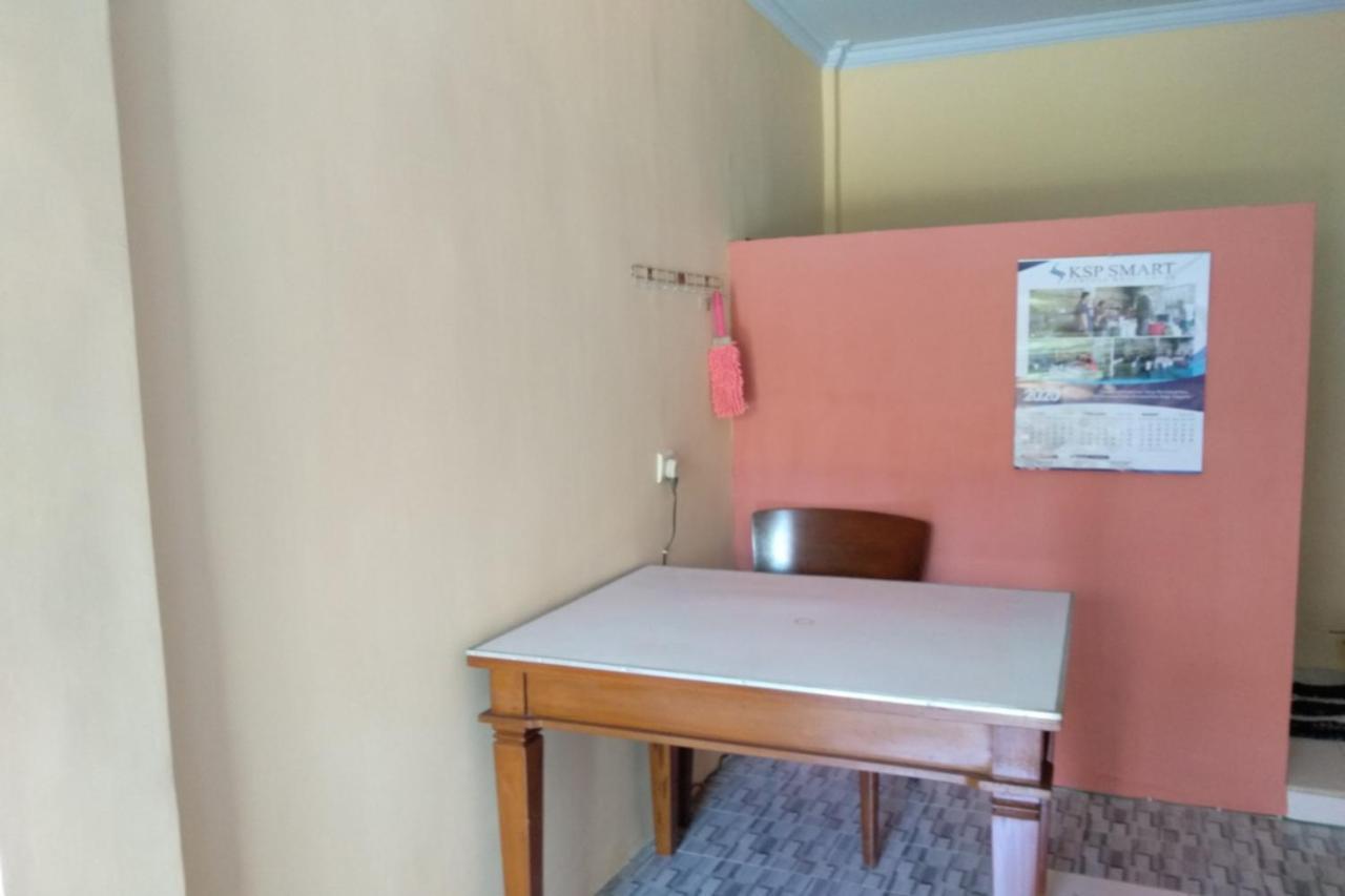 Kelapa Gading Homestay Syariah Redpartner Banyuwangi  Esterno foto
