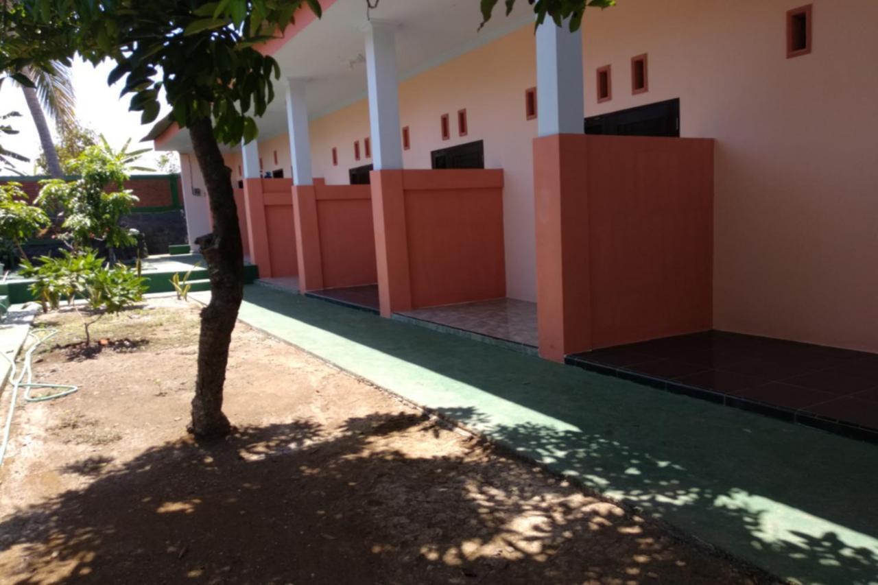 Kelapa Gading Homestay Syariah Redpartner Banyuwangi  Esterno foto