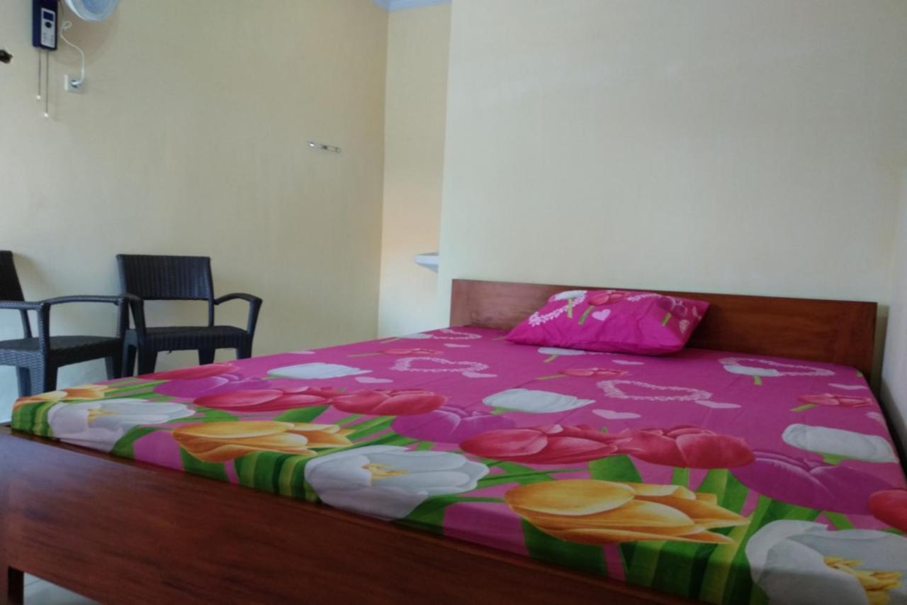 Kelapa Gading Homestay Syariah Redpartner Banyuwangi  Esterno foto