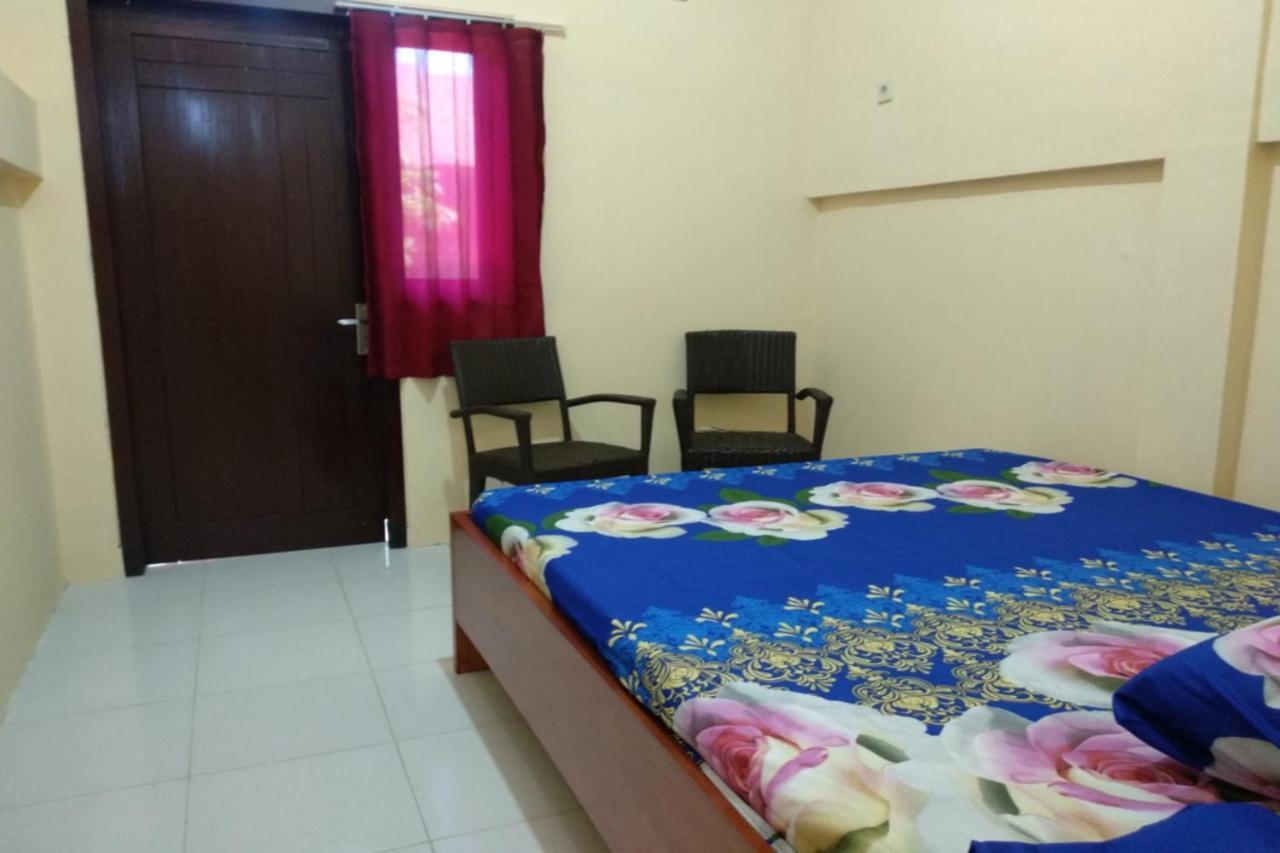 Kelapa Gading Homestay Syariah Redpartner Banyuwangi  Esterno foto
