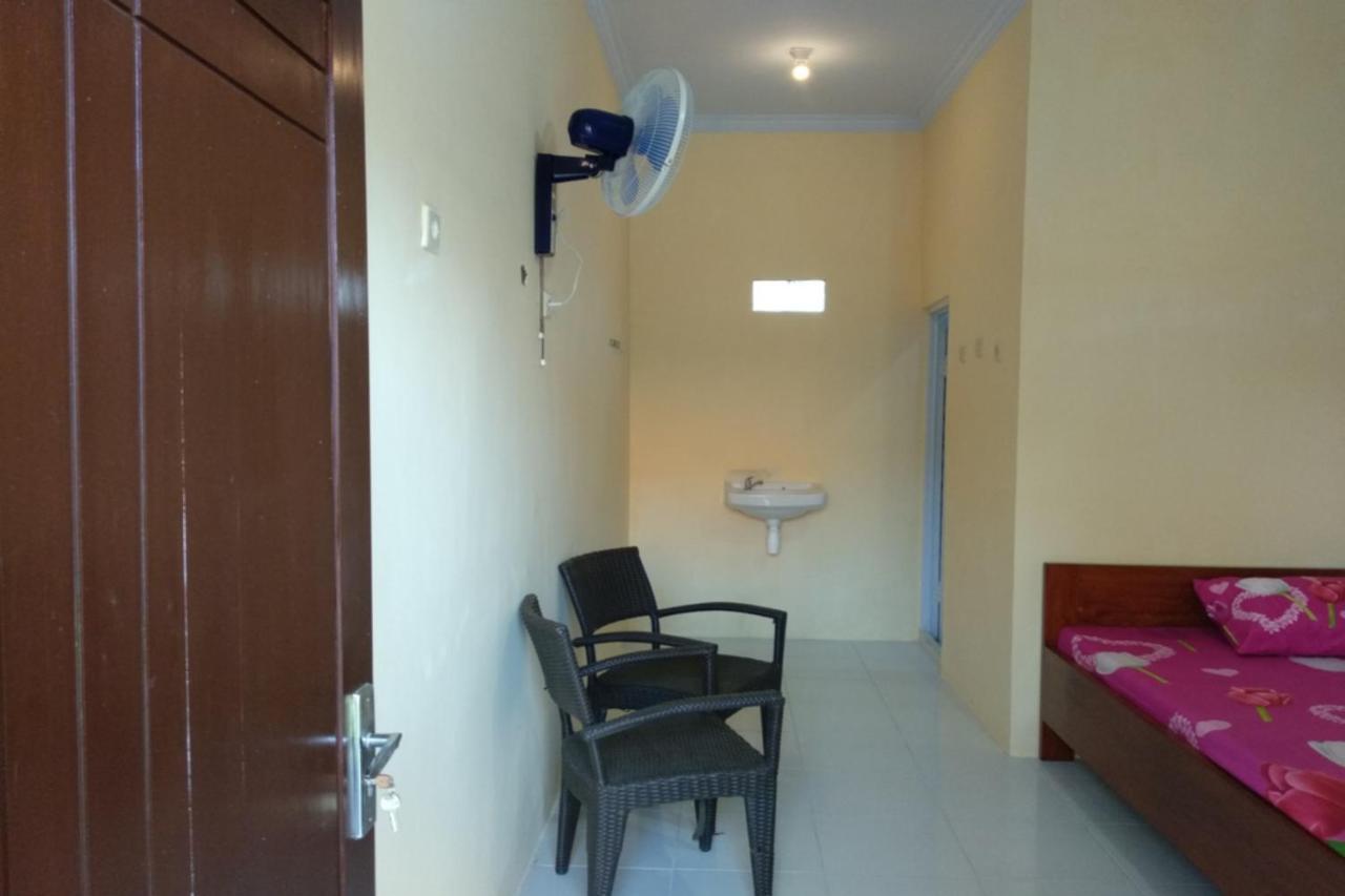 Kelapa Gading Homestay Syariah Redpartner Banyuwangi  Esterno foto