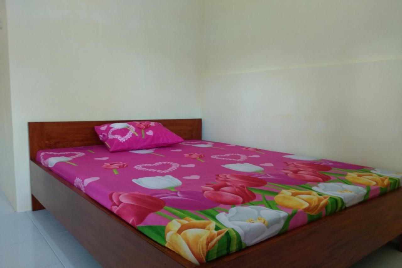 Kelapa Gading Homestay Syariah Redpartner Banyuwangi  Esterno foto